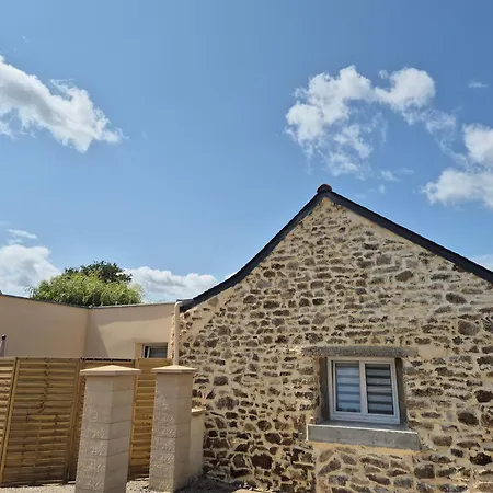 Maisonnette Entre Terre Et *