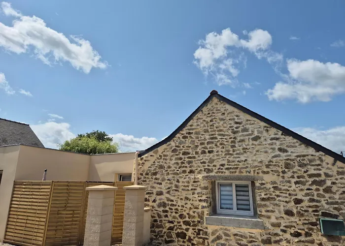 Maisonnette Entre Terre Et *